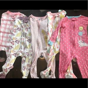 Burt’s Bees Girl’s Footed PJs Size 12m 💕 5 Pairs!